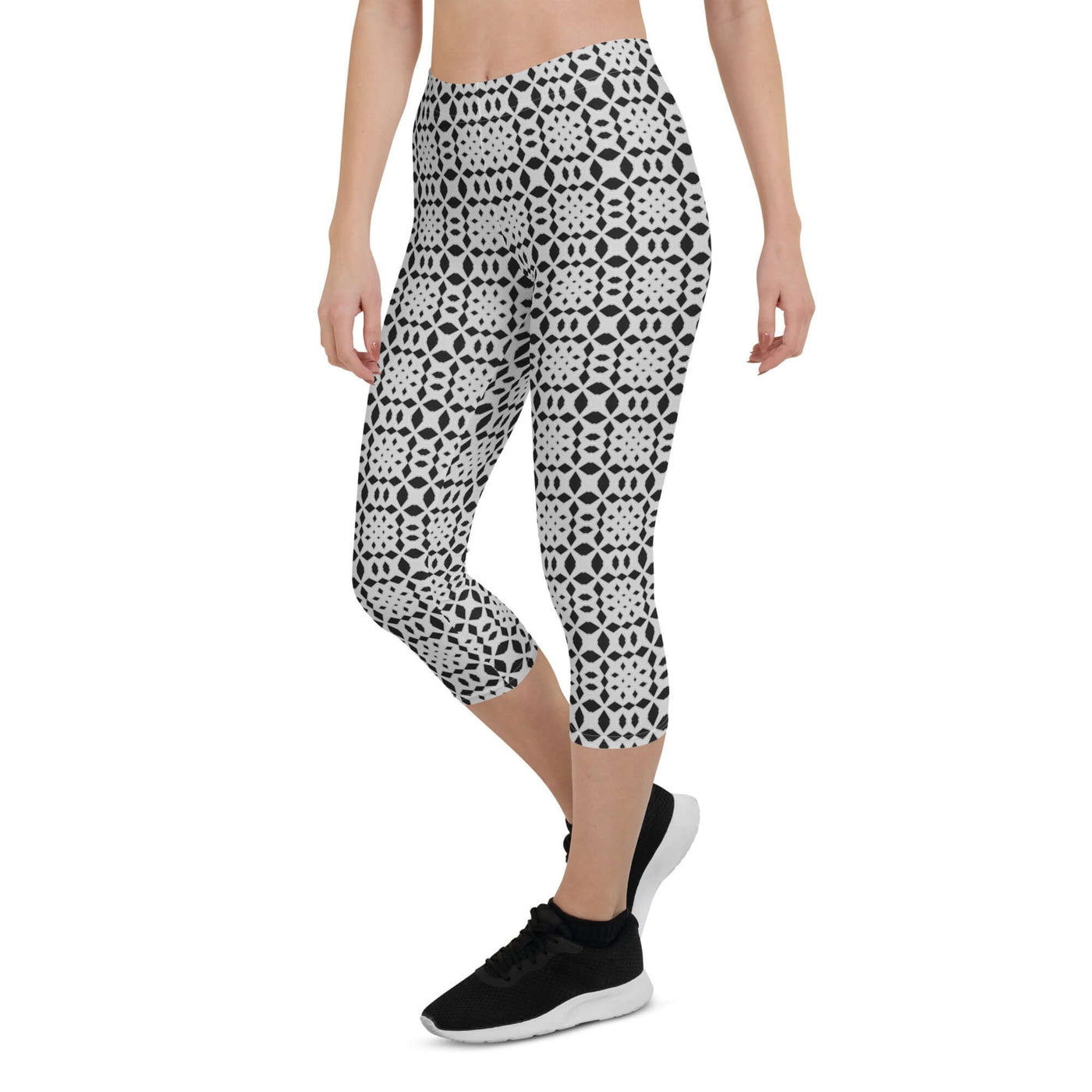 Trendy Monochrome Capri Leggings - Comfy & Versatile at Design Dose