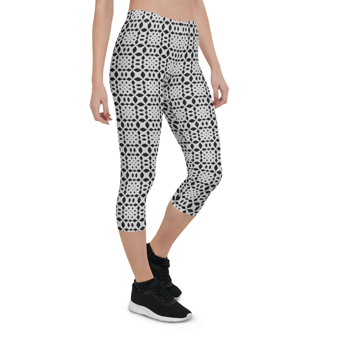 Trendy Monochrome Capri Leggings - Comfy & Versatile at Design Dose