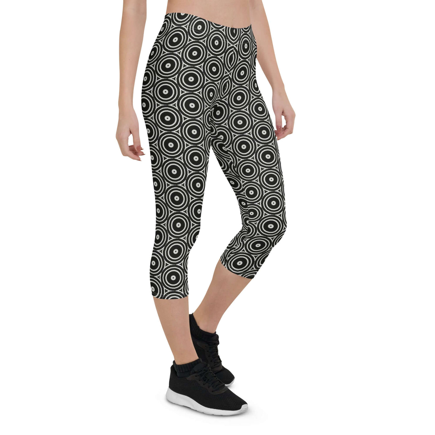 Stylish Monochrome Swirls Capri Leggings at Design Dose