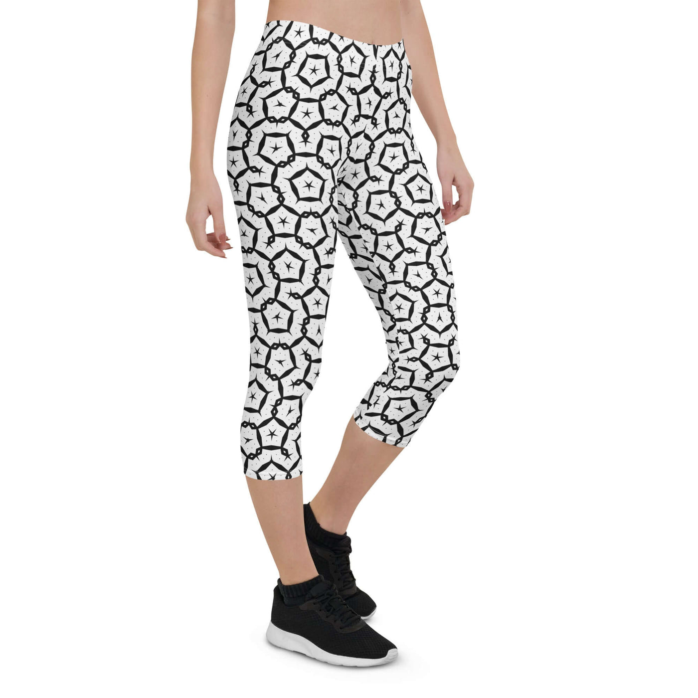 Monochrome Essence-Shards Capri Leggings at Design Dose