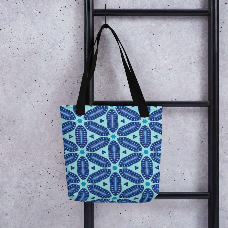 Trendy & Spacious Seaside Tote Bag - Versatile Use at Design Dose